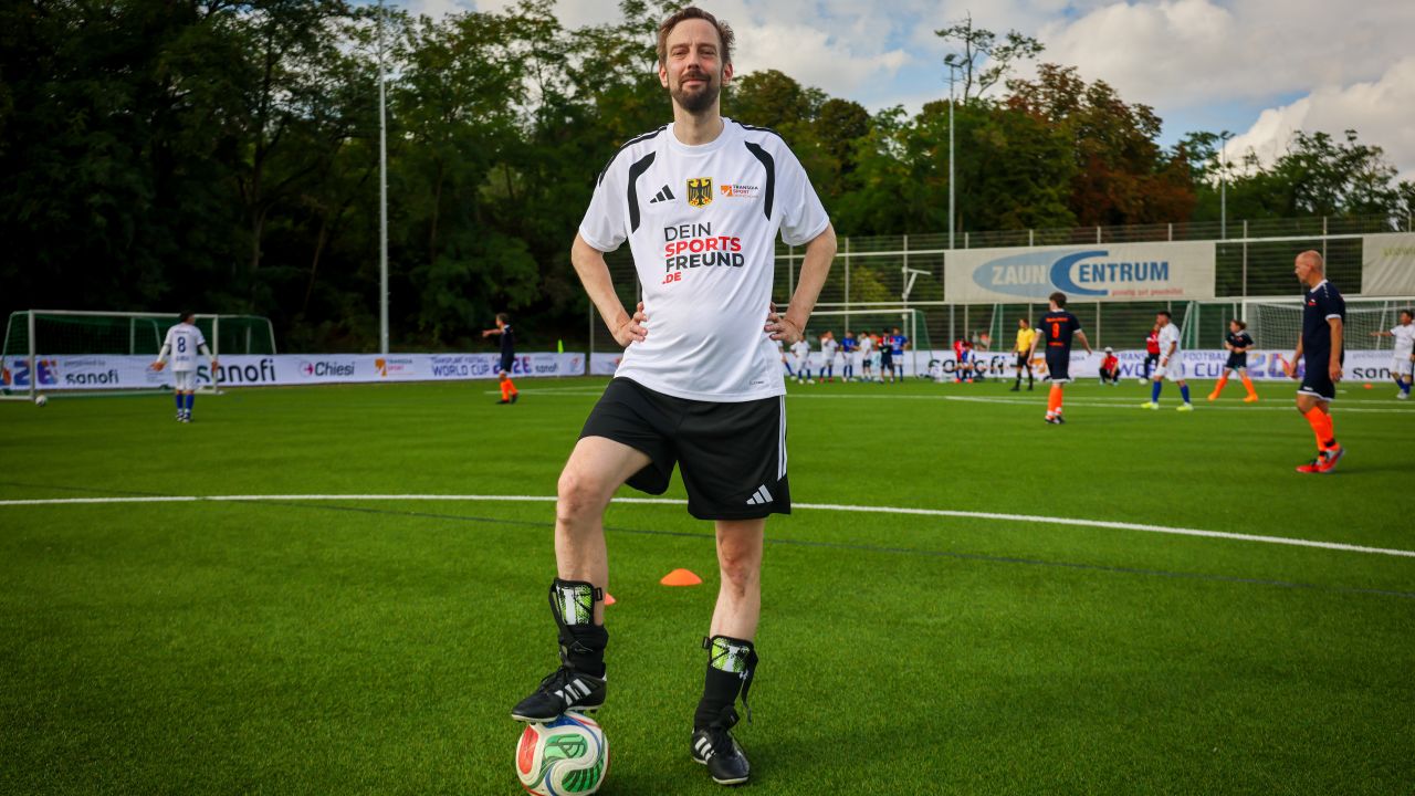 Transplant Football World